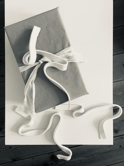 SOMETHING fleur ribbon 1