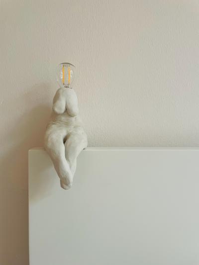 SOMETHING fleur woman at ease 6