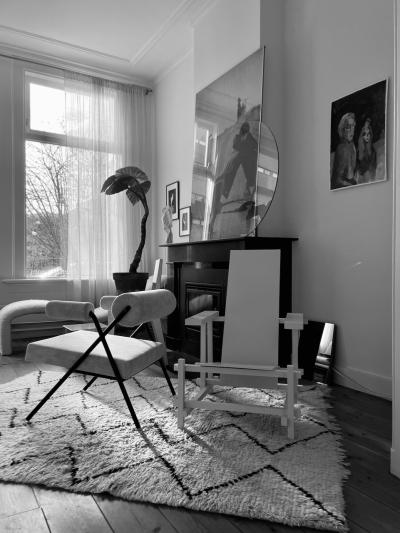 SOMETHING nel rolls chair sfeer 5