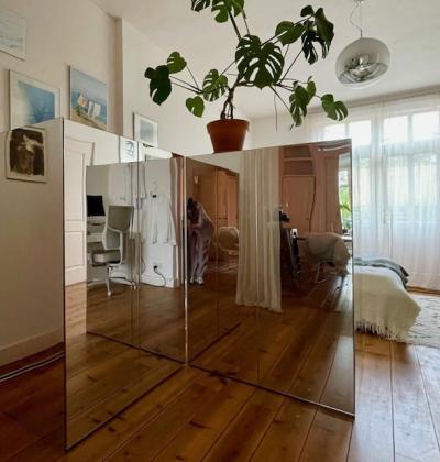 SOMETHING tim kast mirror 2